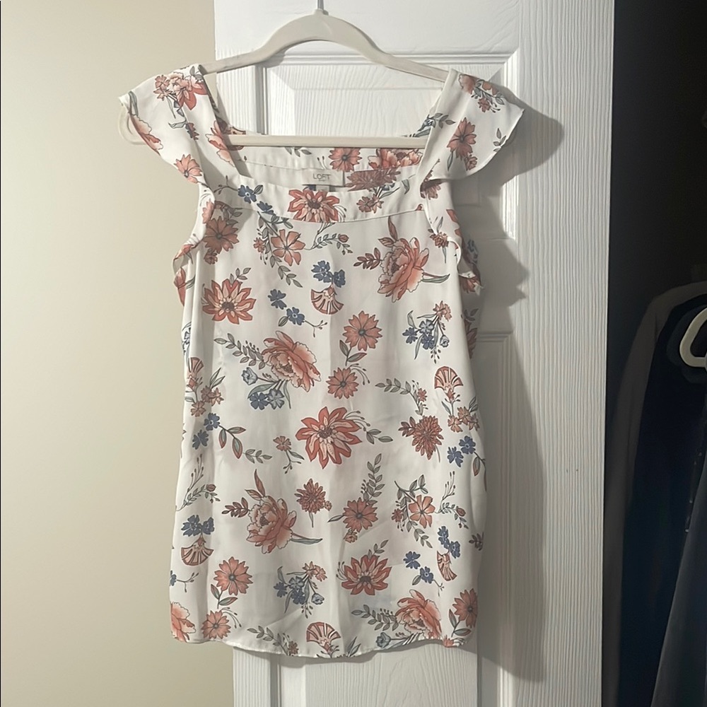 LOFT Size S Floral Top